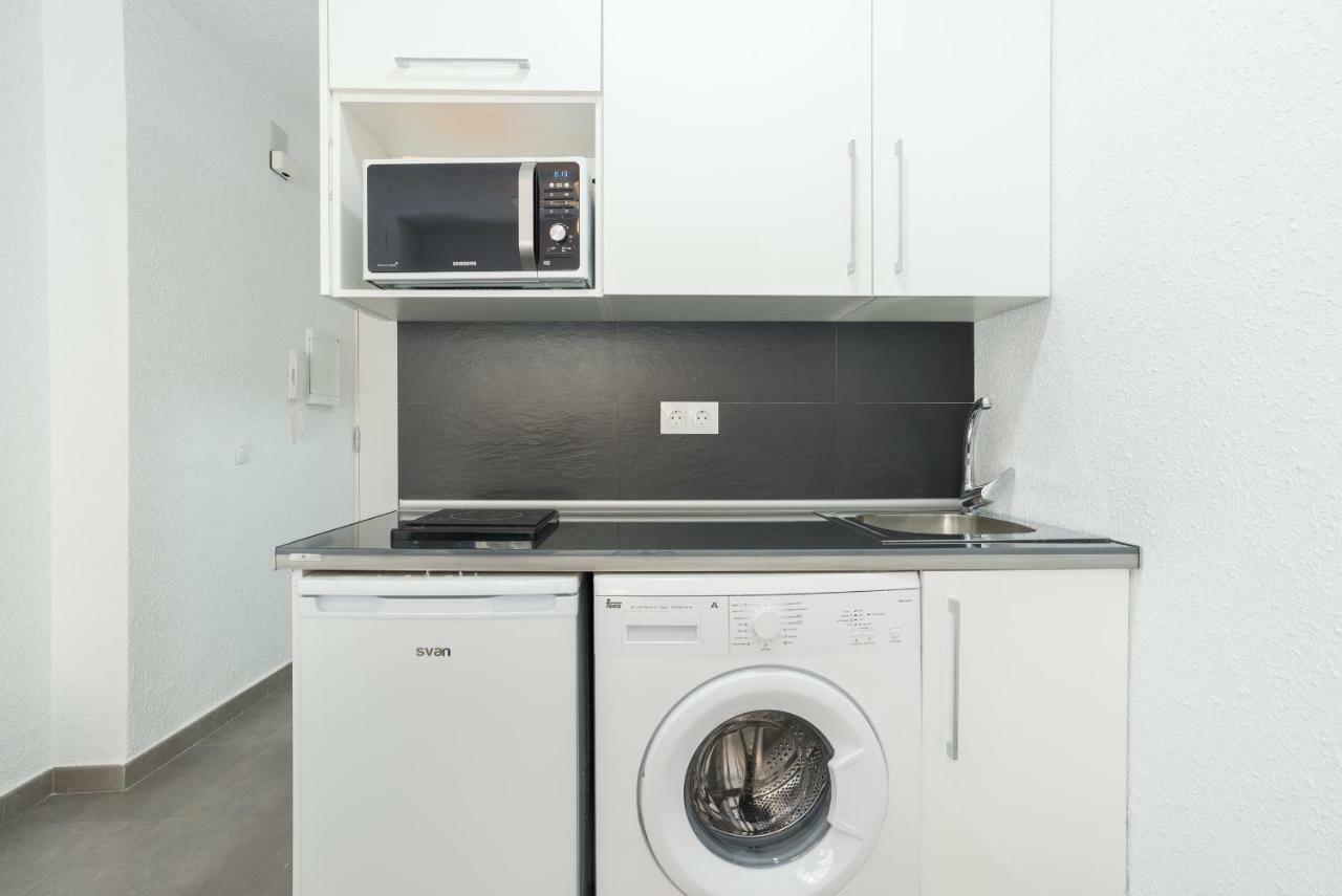 Apartamento Malaga Port Bagian luar foto