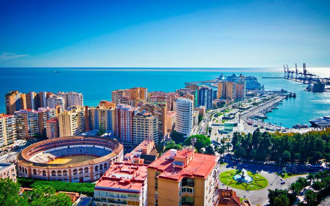 Apartamento Malaga Port Bagian luar foto